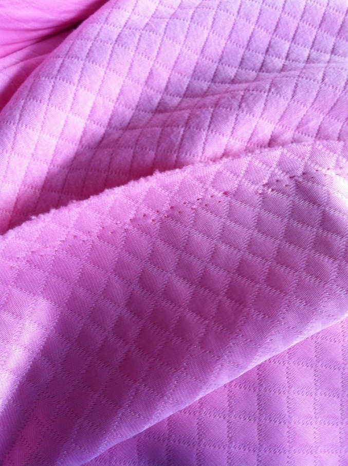 供应各种规格的针织提花面料 涤纶氨纶提花布 大提花面料