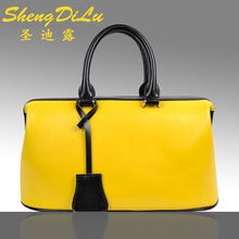 2013�¿��Ů�� ʱ��ײɫţƤҽ�������������Ůʿ����