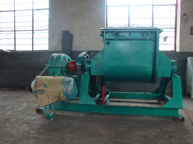 300L液壓翻缸捏合機