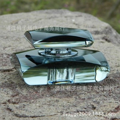 automobile Decoration Car perfume vehicle crystal automobile Perfume bottle Perfume ornaments brand automobile Perfume seat