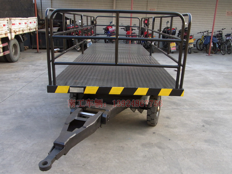 叉车牵引平板拖挂车 可拆式围框护栏拖车 港口码头拖车