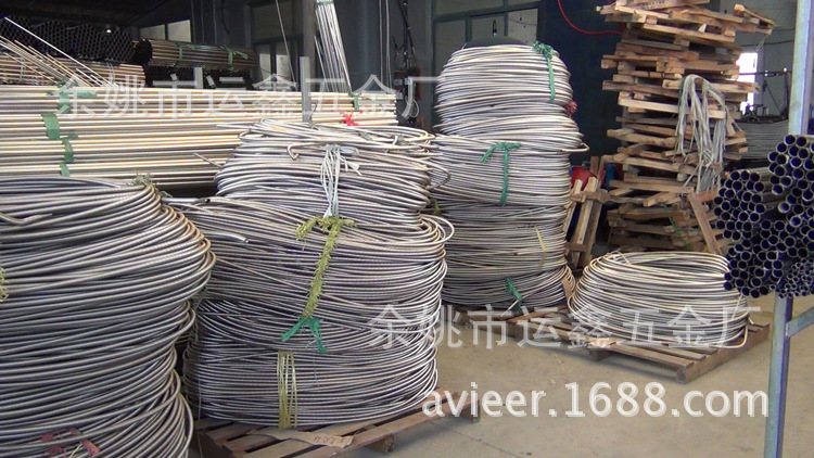 Wholesale 304 stainless steel corrugated tubes for 4-inch, 6-inch and 1-inch cold and hot water inlet hoses of solar water heaters undefined