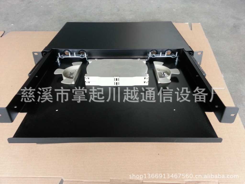 12口光纤盒，光纤终端盒，抽拉式终端盒，SC光纤盒，光缆终端盒！