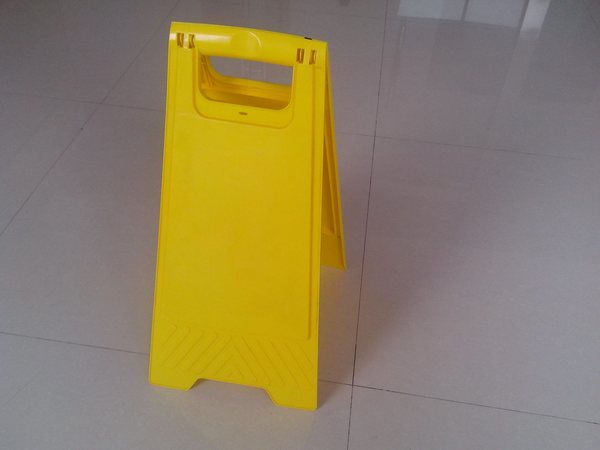Retroreflective safe vest