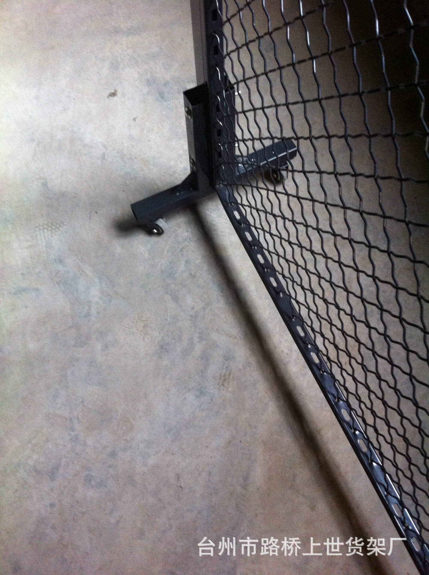 销售车间护栏网 销售仓库隔离网 销售工厂隔断铁丝网