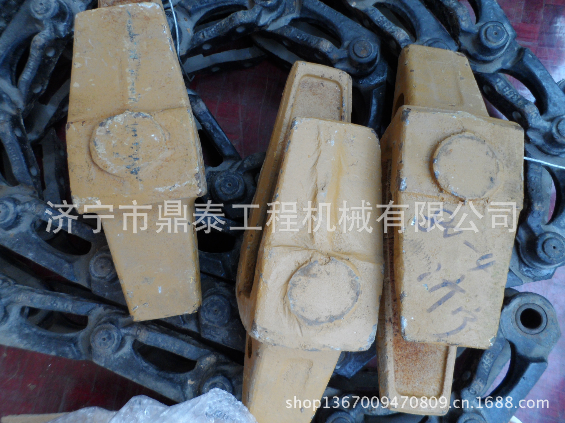 长期供应进口挖掘机配件 PC360-5挖掘机 齿根 207-934-5120