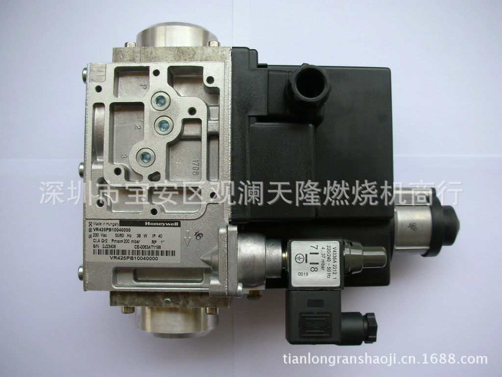 销售Honeywell霍尼韦尔牌VR425PB100040000双级燃气电磁阀
