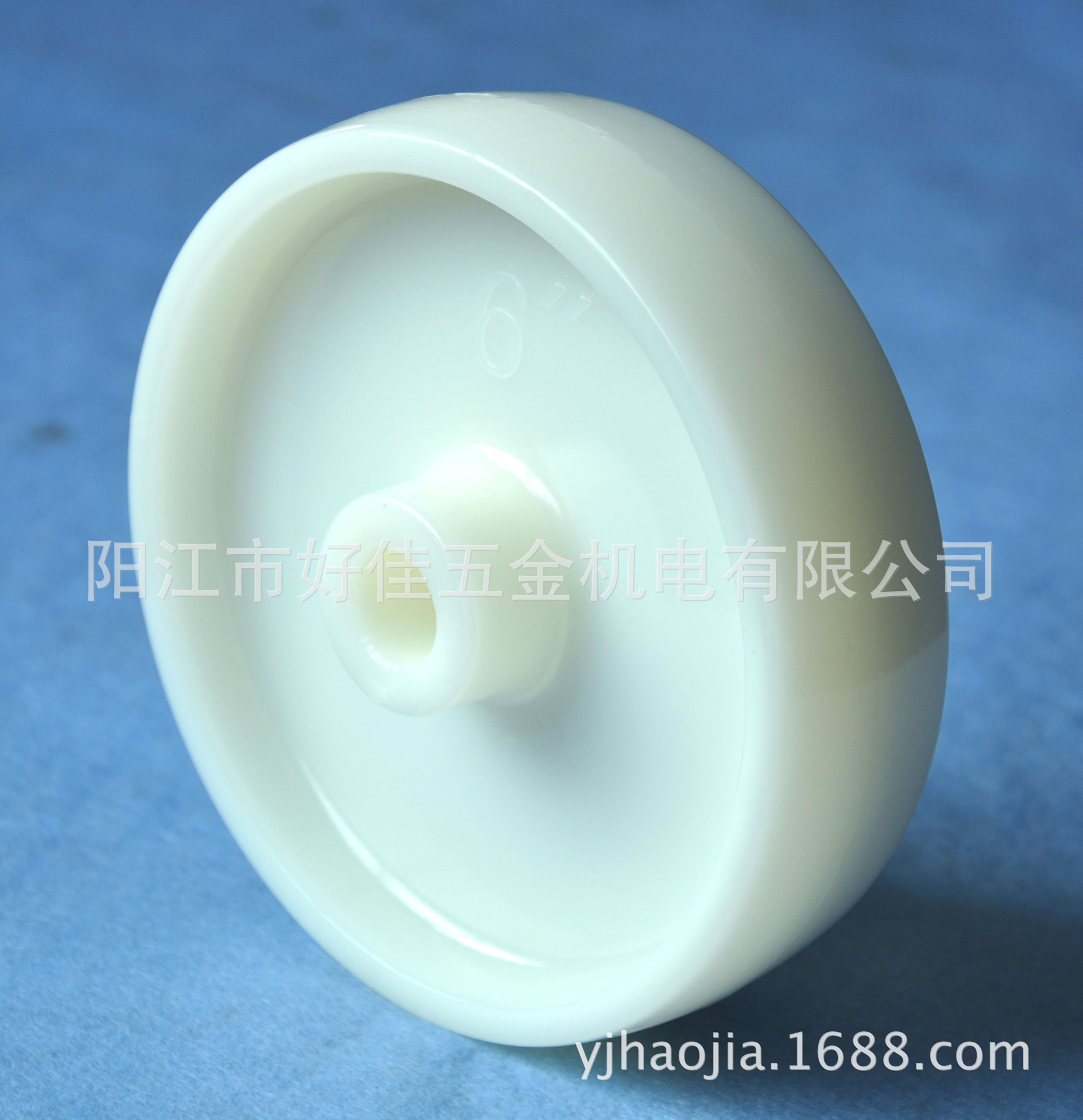 工厂直供6“欧洲款白色尼龙脚轮