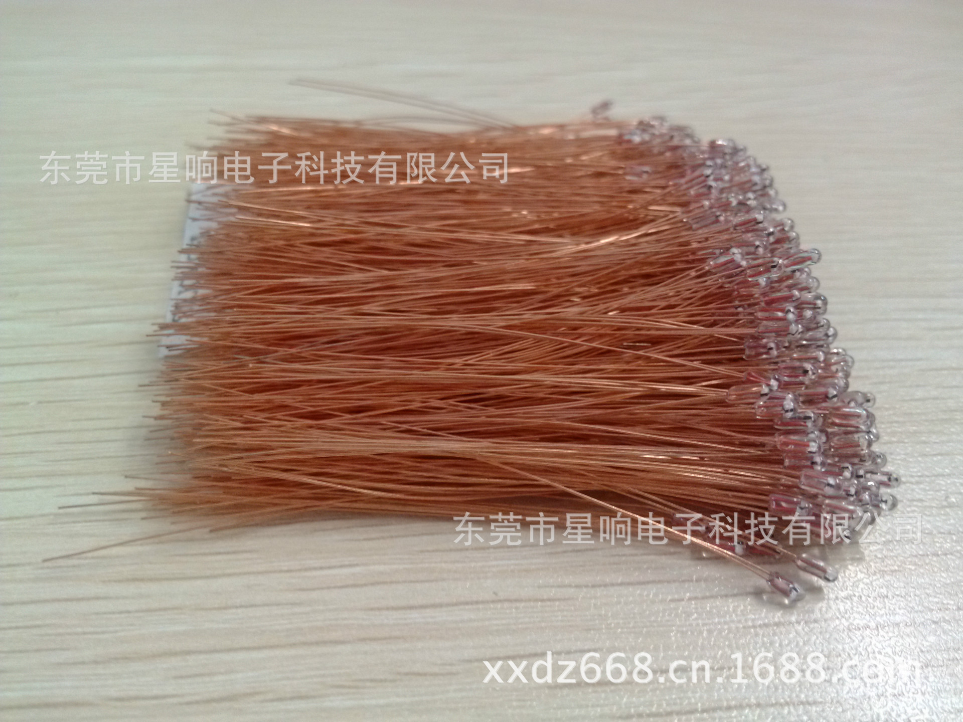 专业供应 R25=100K 3950单端玻璃封装NTC热敏电阻 NTC电阻器