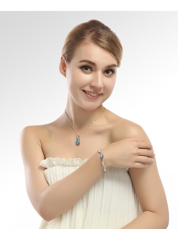 Fashion Crystal Bracelet display picture 6