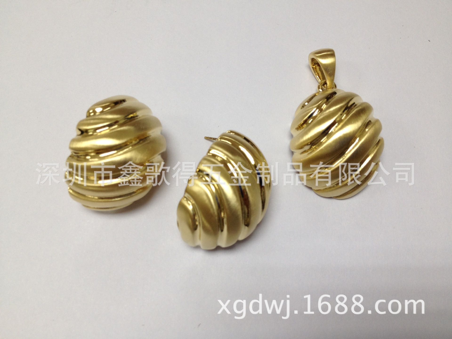 电镀厂  真空电镀  饰品真空镀膜  东莞电镀饰品配件