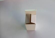 阿里巴巴誠信通企業大量訂做白卡紙覆膜小紙盒