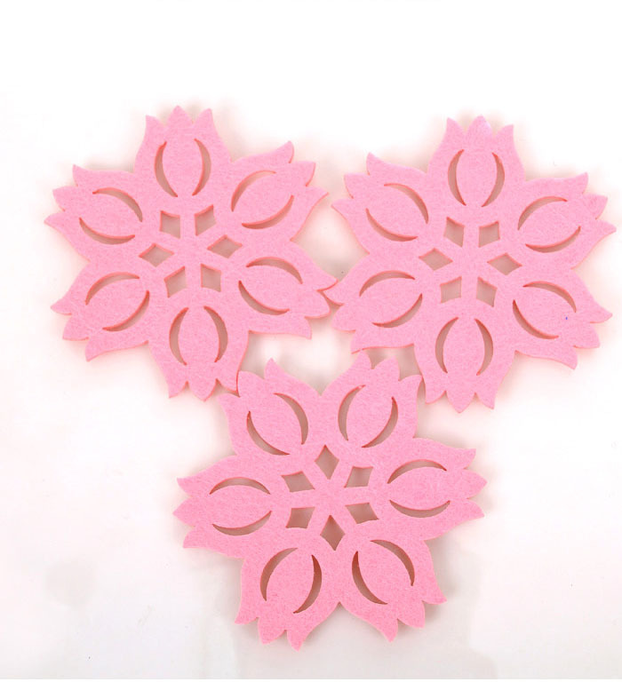 专业可定 各种毛毡杯垫毛毡餐垫镂空杯垫 质量保证