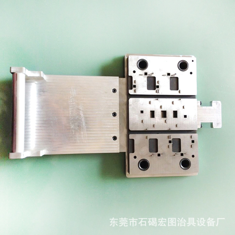 軟板-分板模具1
