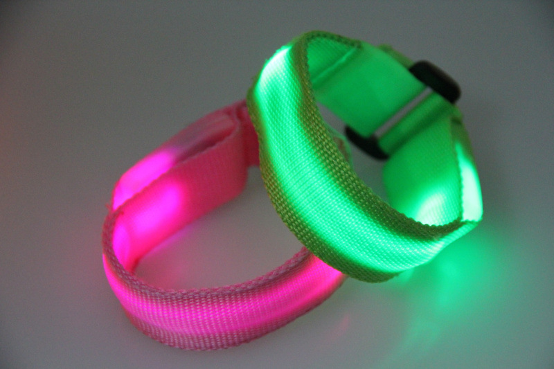 LED发光手腕带大号和小号6个色现货供应 (14)
