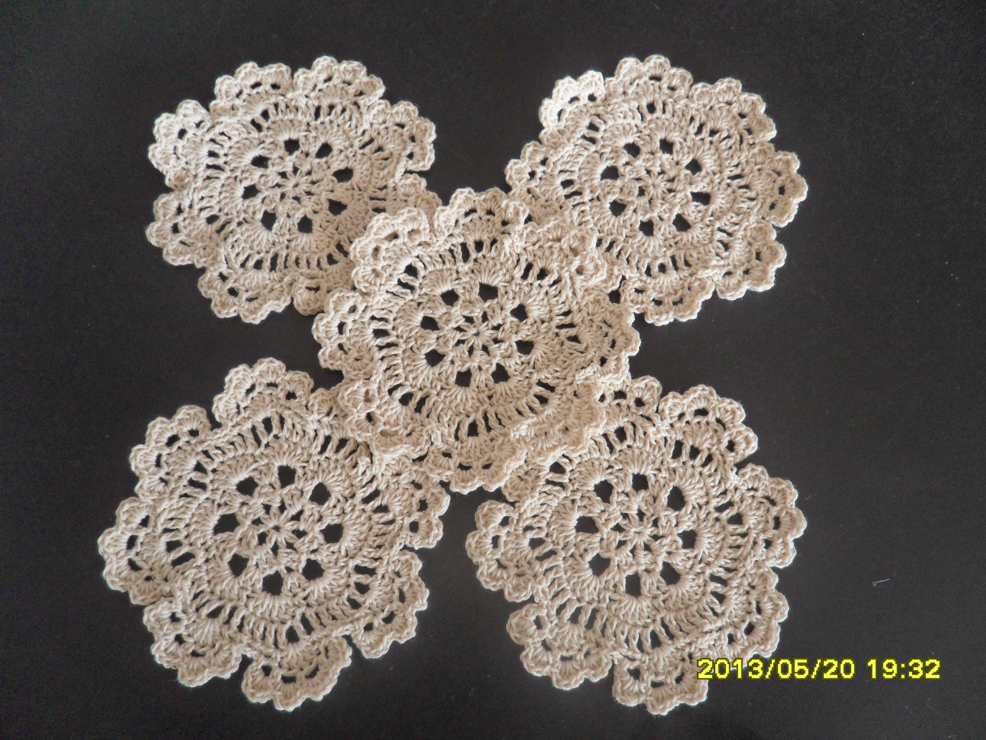 】流行款 3.8cm手钩小花  棉线花朵。可定做