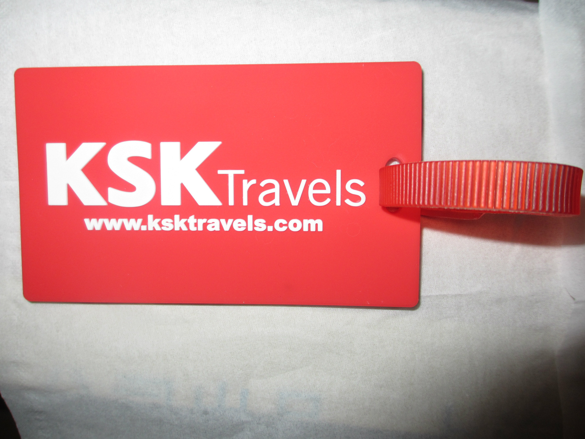 专业生产行李牌PVC软胶箱包吊牌滴胶2D背面写字栏可签名