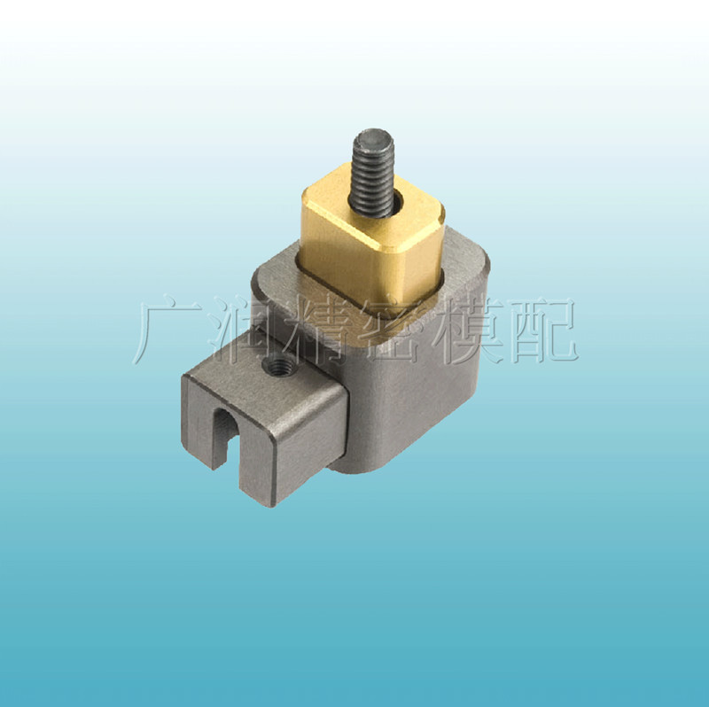 側抽芯-CCA---1_副本