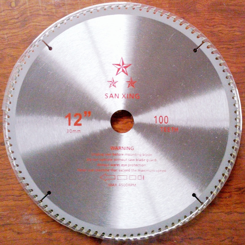 厂家供应 12寸100齿通用级 硬质合金木工锯片电圆机用锯片/切割片