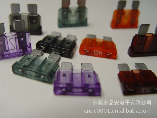 汽车插片保险丝,中型保险丝