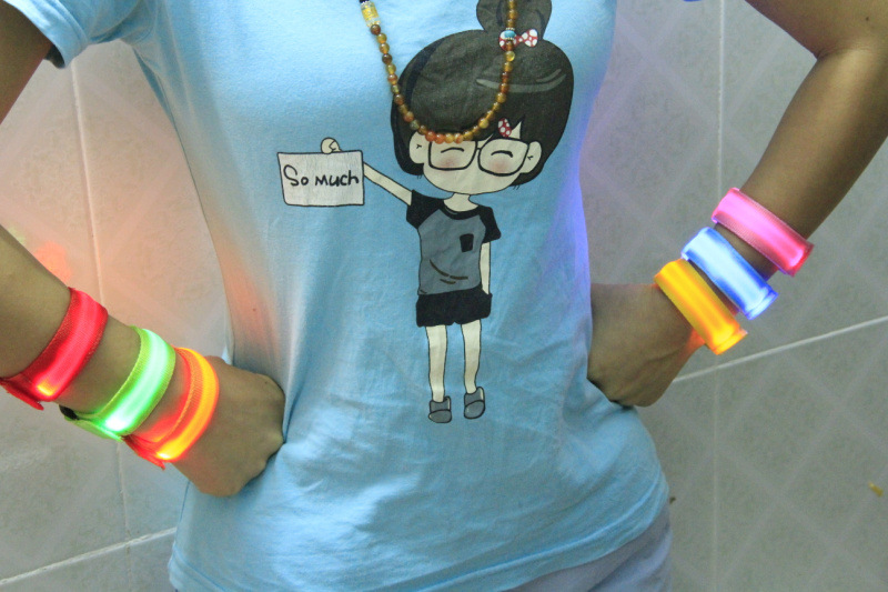 LED发光手腕带大号和小号6个色现货供应 (50)