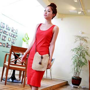 廠家批發韓版簡約鈎針斜跨迷妳草編包、沙灘包