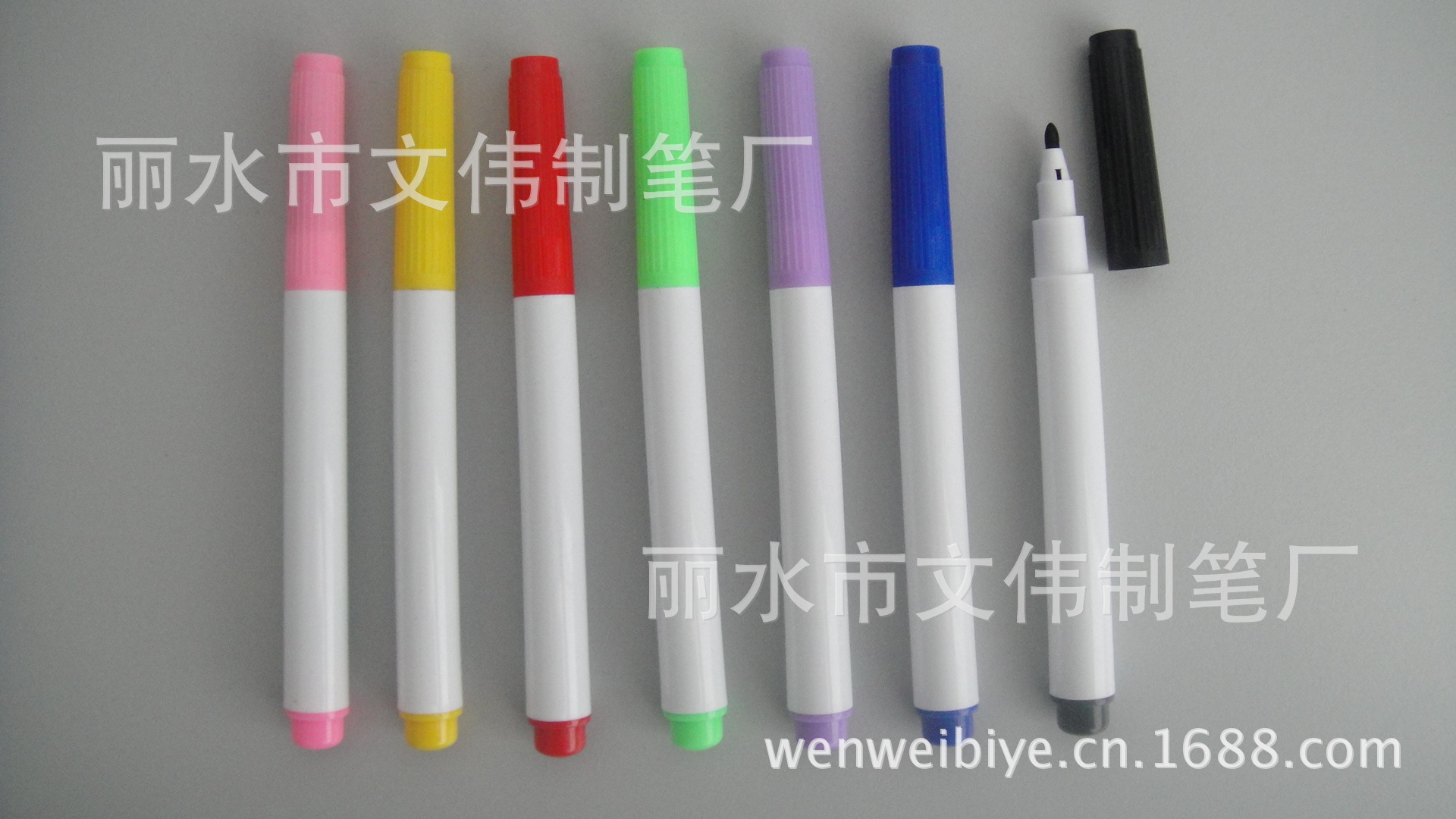 Factory Direct Sales Environmentally Friendly Kidsren's Special Whiteboard Pen WB286 Erasable High Quality Red Blue Green Ink