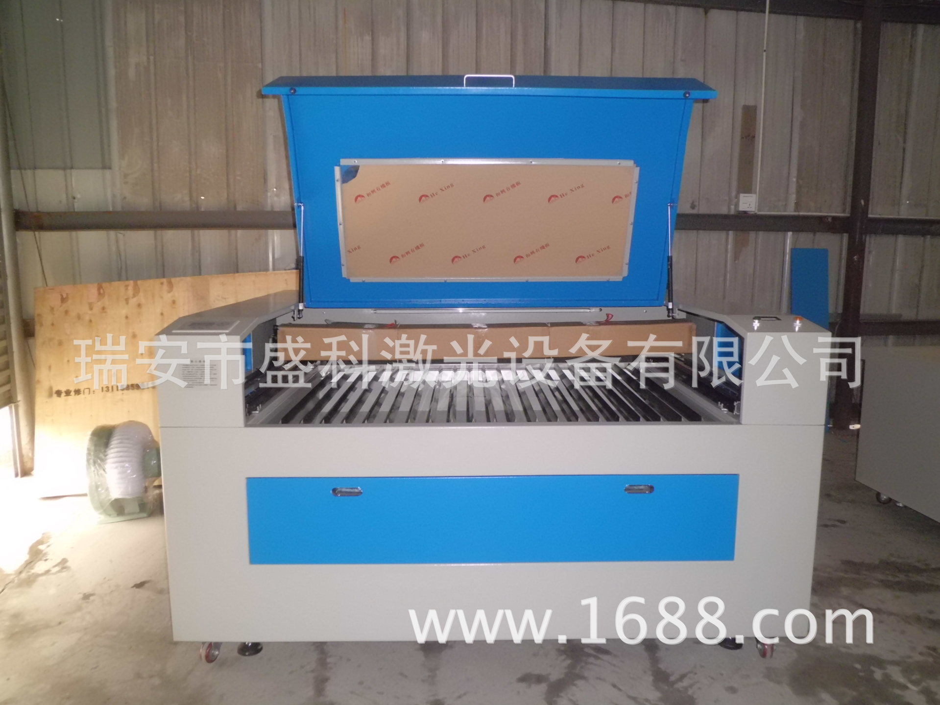 供应温州瑞安激光切割机橡胶板厂家激光切割机优质供应商纸箱印刷