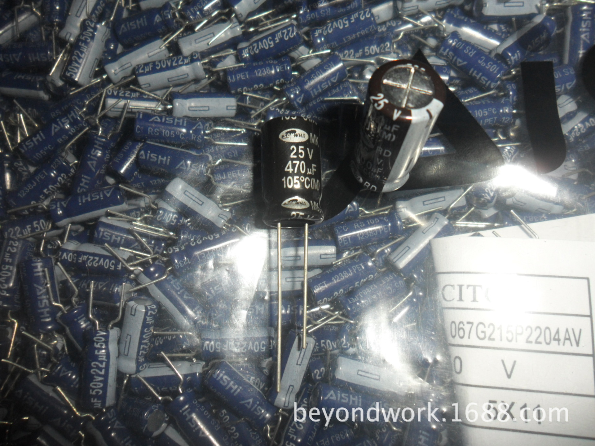 原装进口高频低阻抗25v470uf电解电容 470uf25v