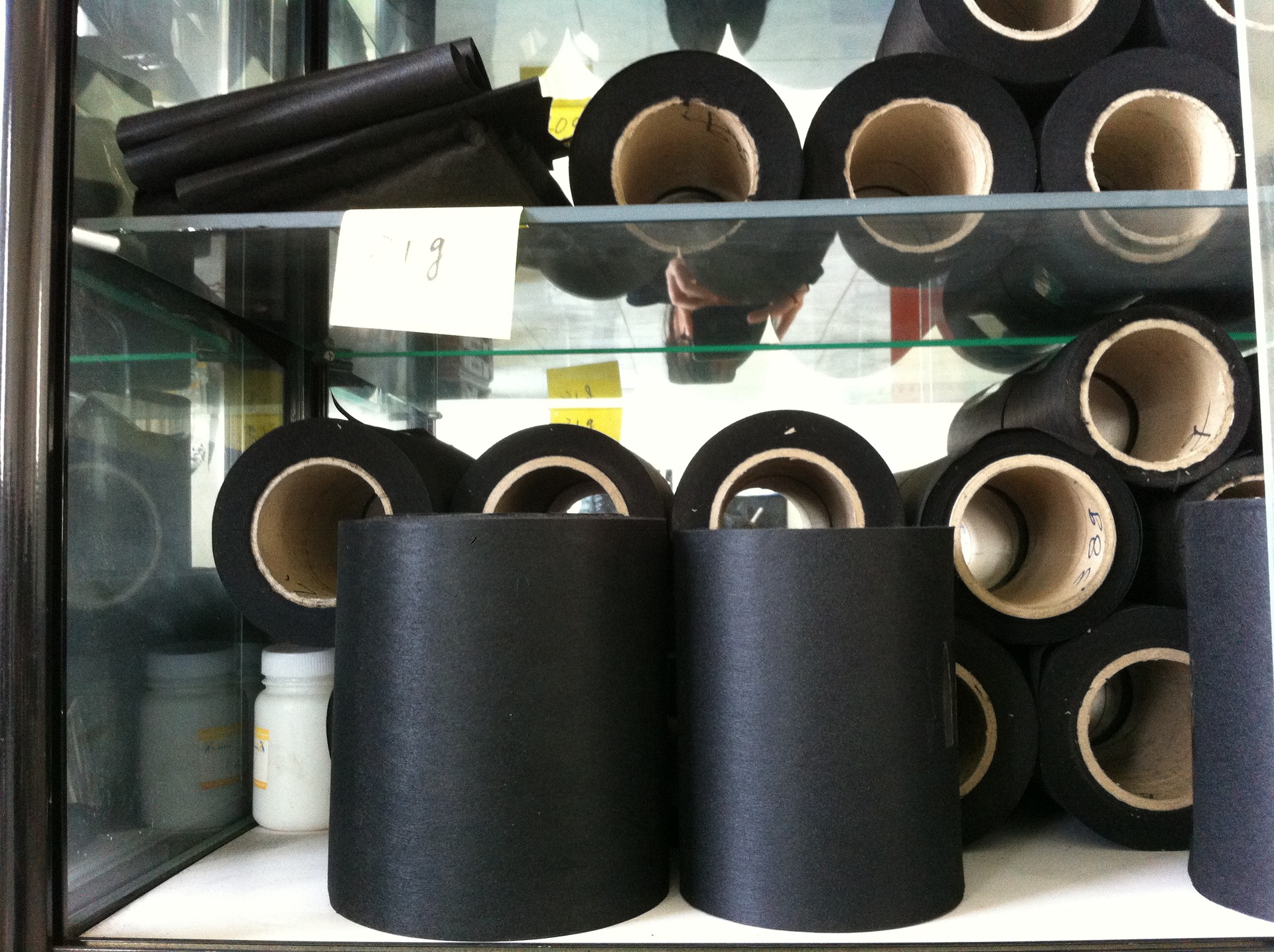 专业生产无纺布 活性炭无纺布 50克 活性炭无纺布生产厂家