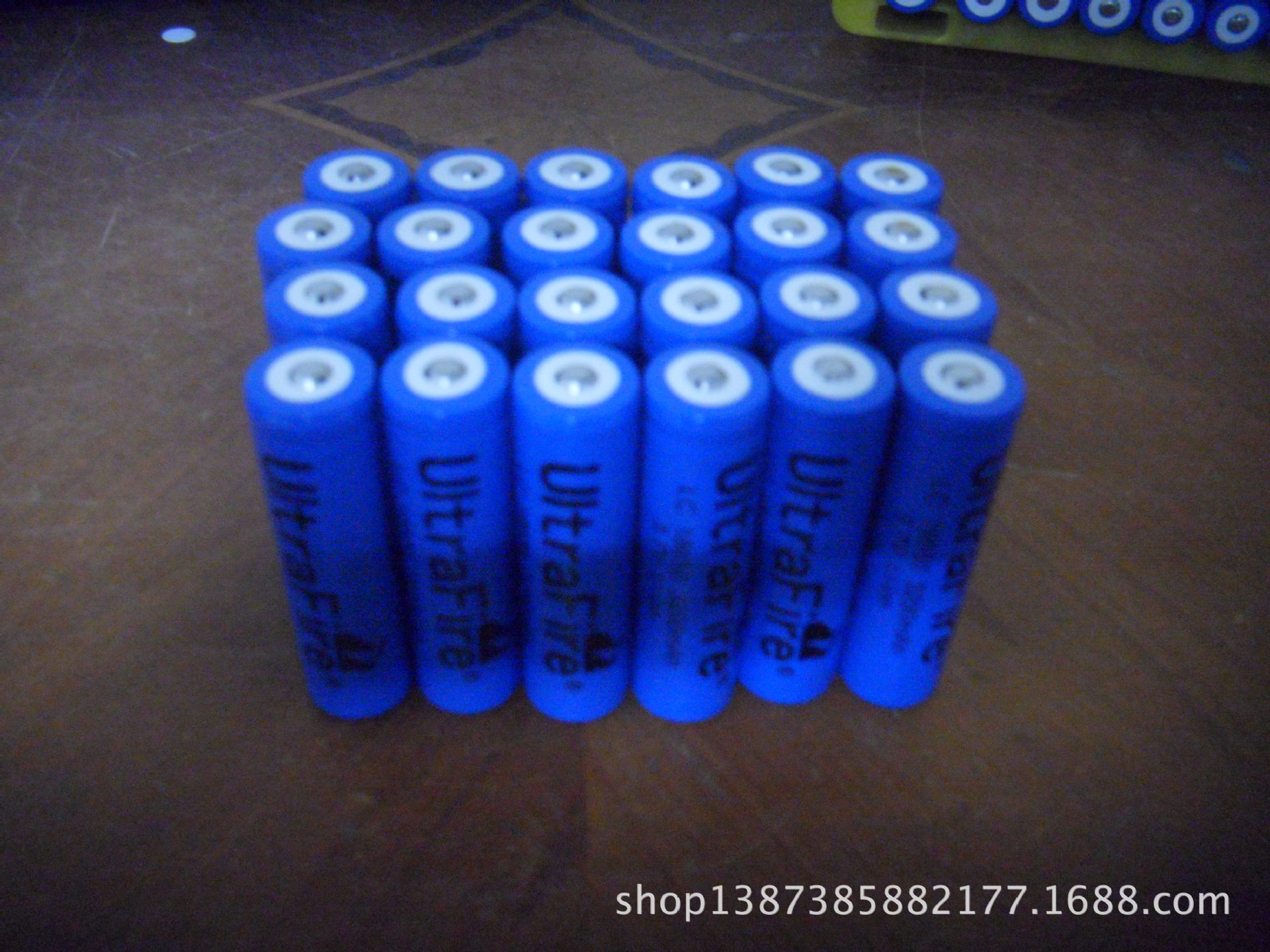 厂家供应18650锂电池  强光手电筒锂电池
