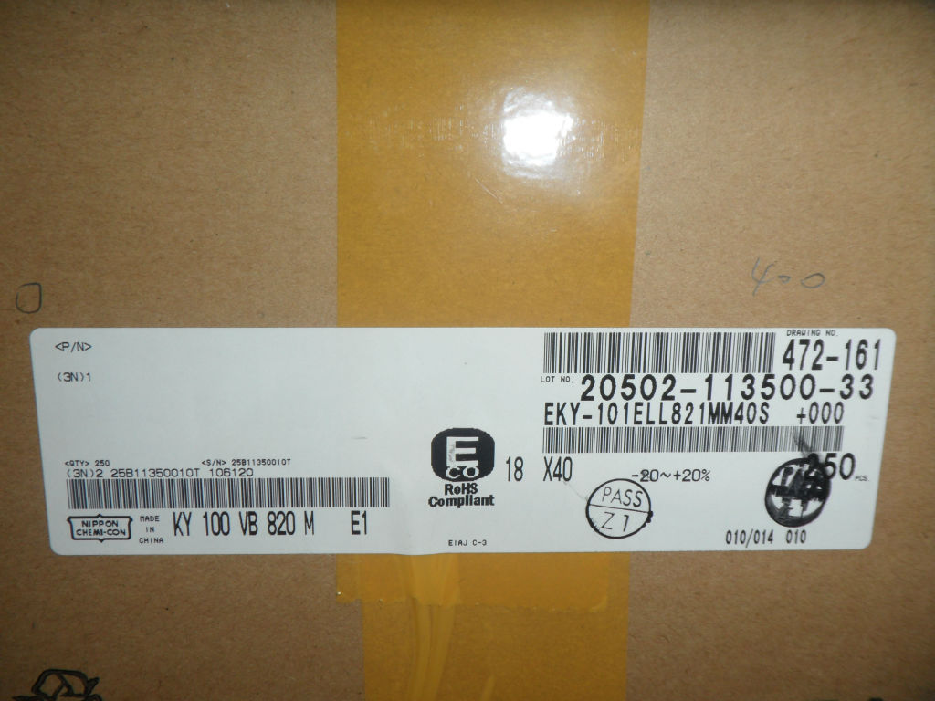 黑金刚 电解电容  820UF/100V 18*40