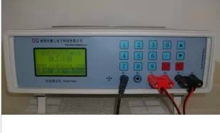 德工W604型1-4节20V电池综合测试仪器 多串电池组检测仪