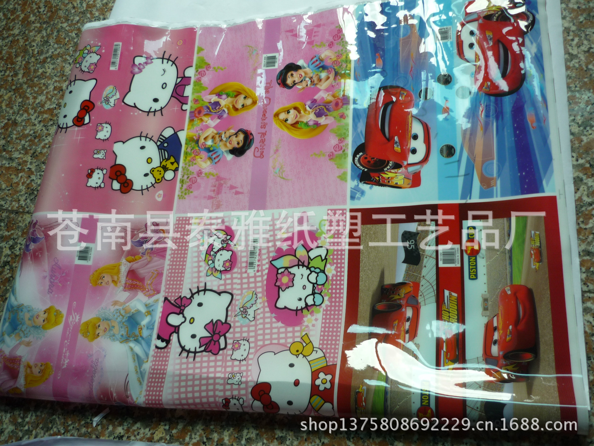 卡通图pvc印刷片 铅笔盒 pvc膜 挂条通道卡  书包花片 厂家发货