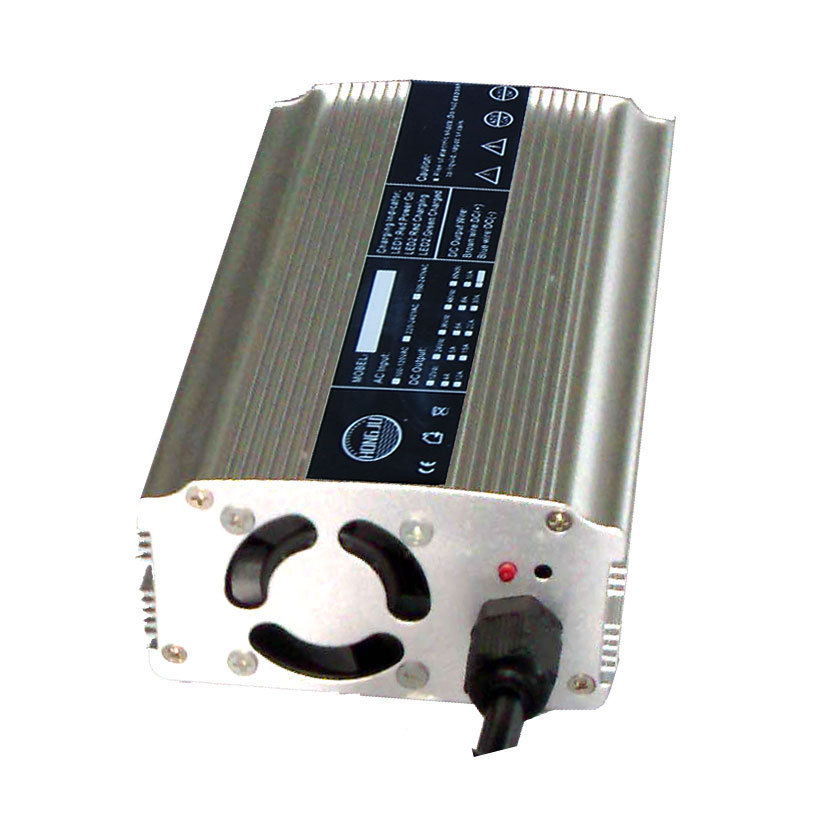 铁锂电池充电器14.6V6A 液压牵引车电瓶车电动车充电机