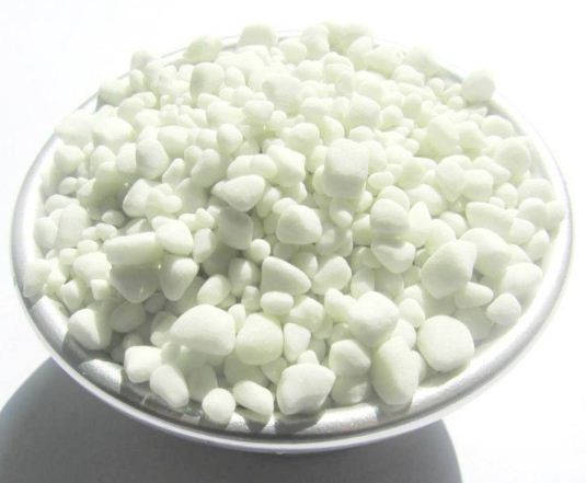 碱性耐火材料 中频炉炉衬 氧化镁粒 氧化镁粉 海水氧化镁