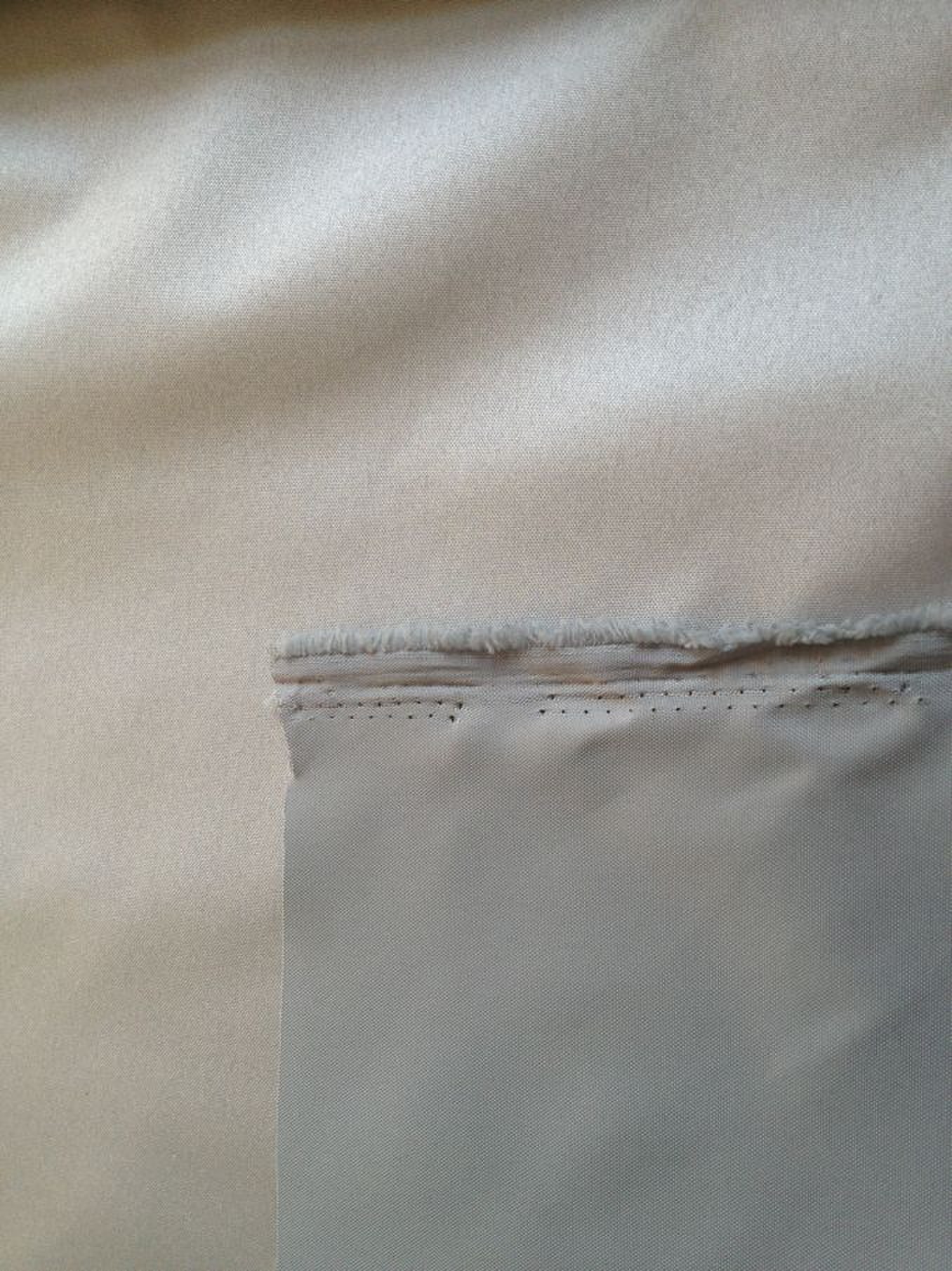 厂家直销阻燃防火涂银布、摩托车罩布，防水船罩布300D牛津布