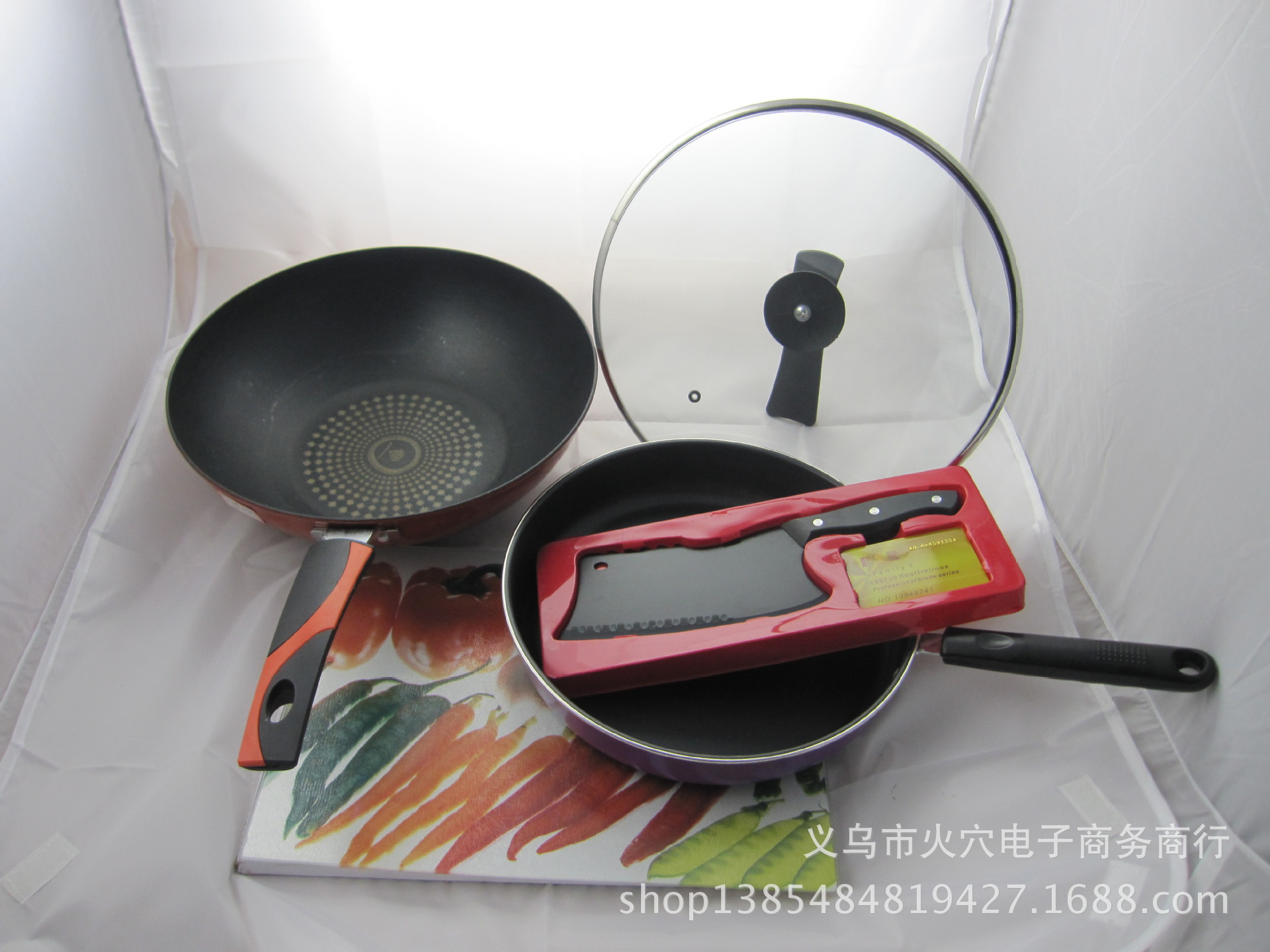 1081187550_564837552