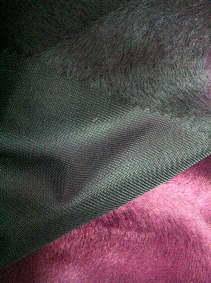 供应各种规格的经编起毛布 经编针织布 拉毛