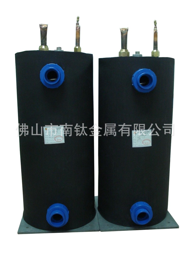 高效立式纯钛壳管换热器