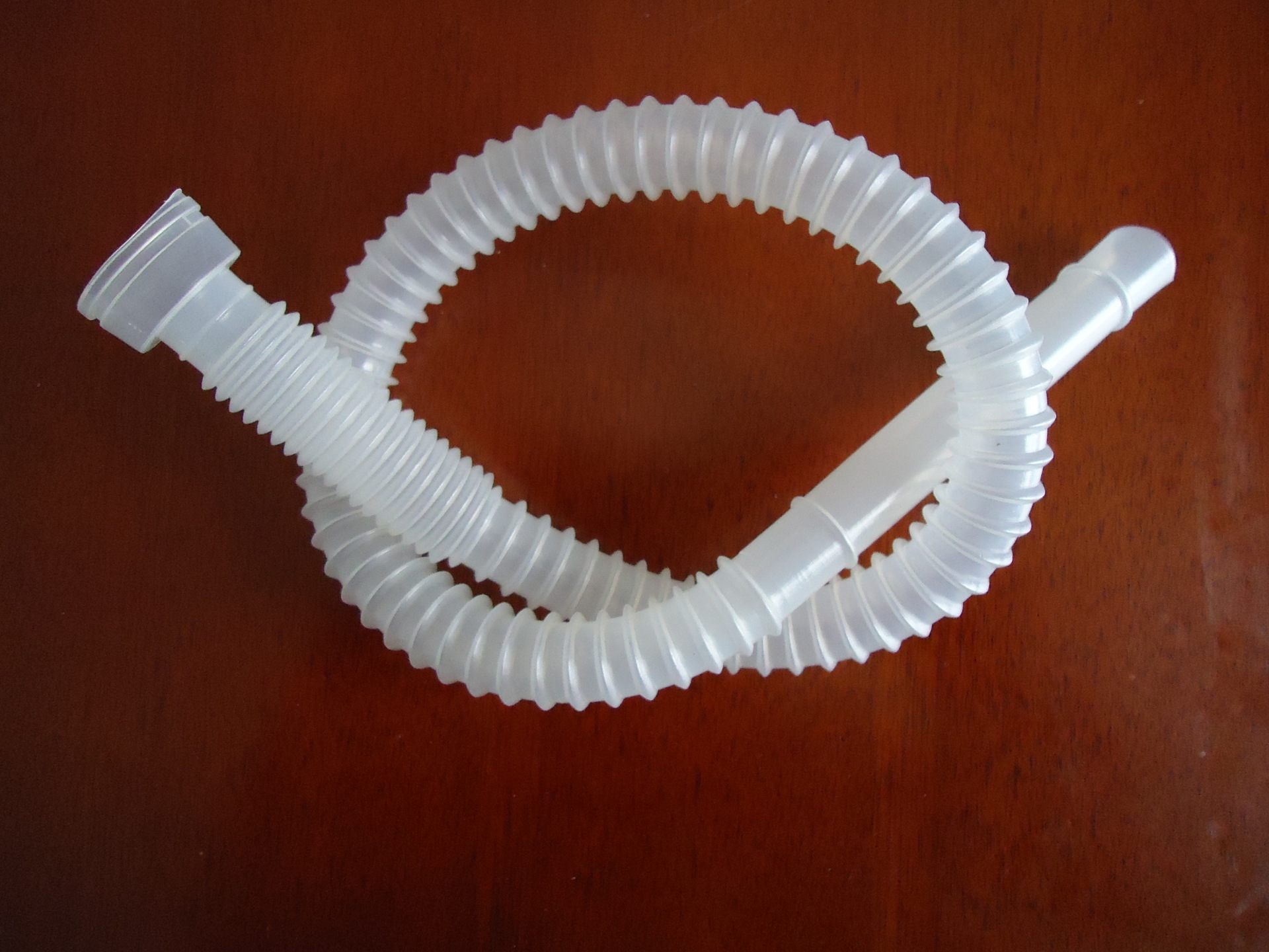 【厂家直销】 漏斗油管 手动抽油机管 塑料油管 汽油管 机油管