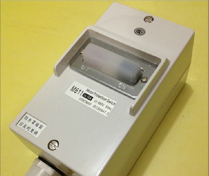 带防水盒 带面板电动机保护开关 塑料断路器DZ162 M611 0.25-40A