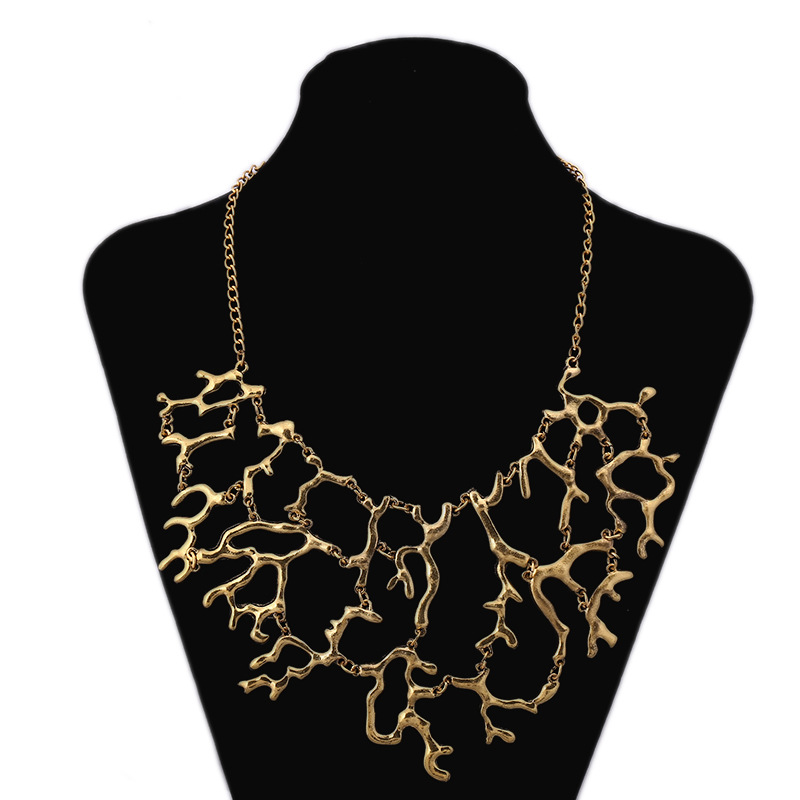 87g Weight Retro Exaggerated Maximalism Coral Alloy Statement Necklaces Wholesale