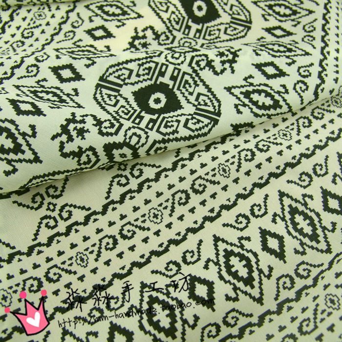 民族风外单布料米黄色几何条纹印花印染绒雪纺夏季沙滩裙面料