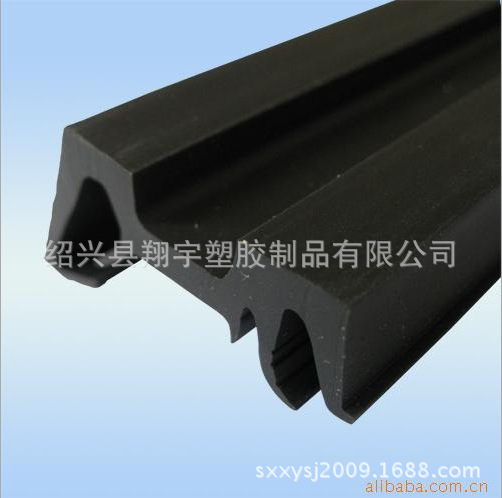 厂家供应 挤出塑料异型材密封条 PVC软型材 pvc型材塑料