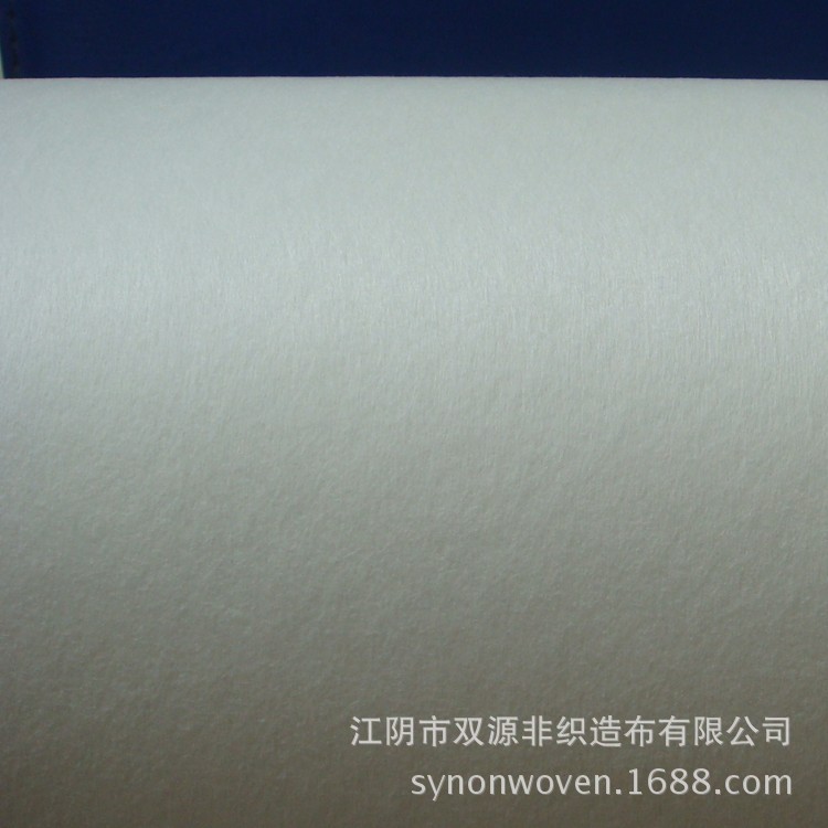 水刺无纺布厂家供应 50%涤纶50%粘胶水刺无纺布55配比无纺布