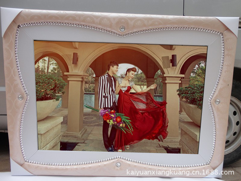 开缘专业婚纱皮艺相框批发|ru