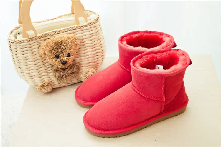 1050113679_1793995830