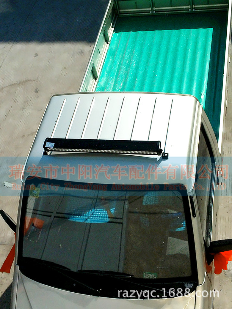 貨車上麵拍下來整體圖