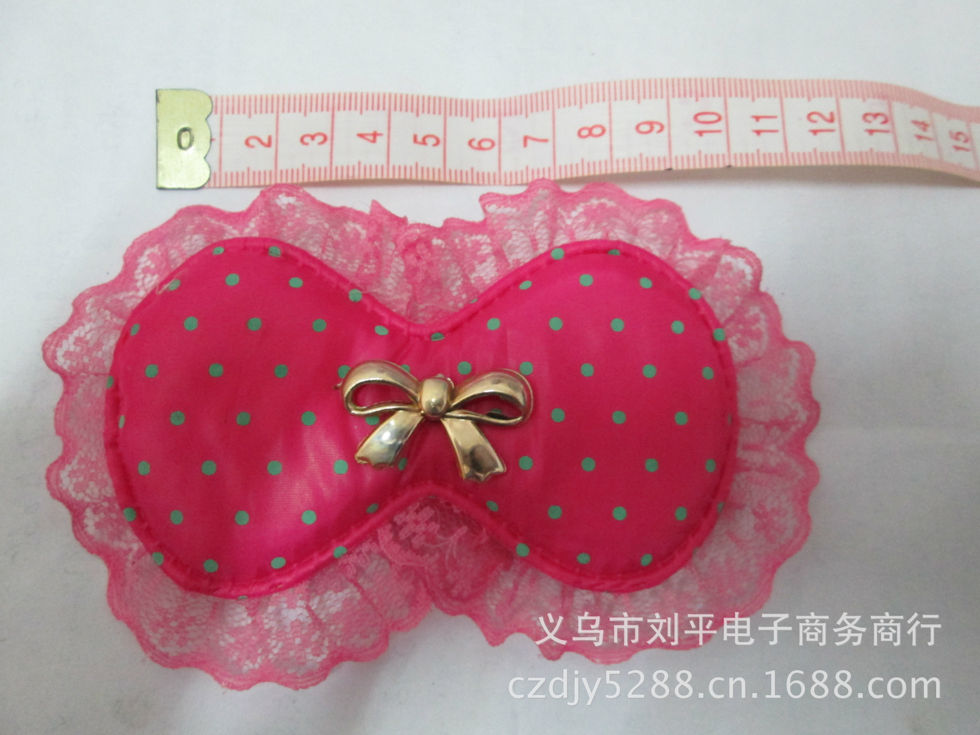 供应超声波压花 花边八字花 服装鞋花 头饰配件diy